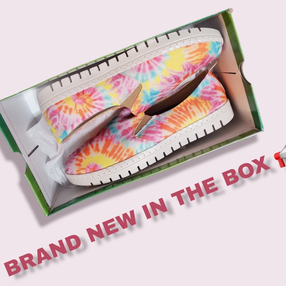 FINAL PRICE🚨 Easy Street Tue Dye Shoes | Size 9 - Picture 8 of 11